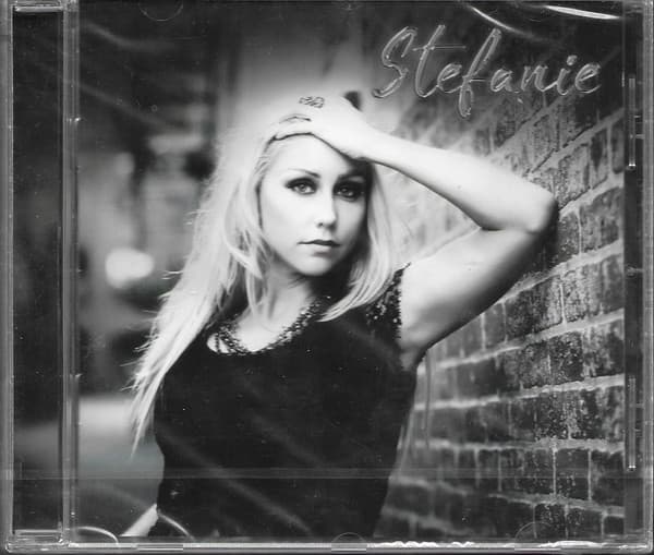Stefanie – Stefanie
